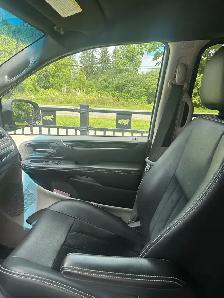 2015 Dodge Caravan SXT - Photo 6