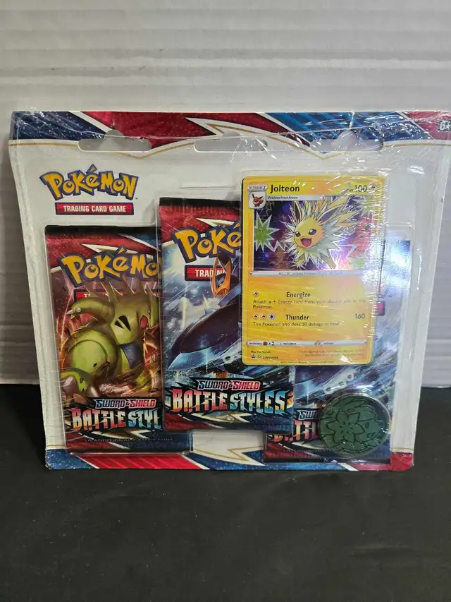 Pokemon TCG Sword and Shield Battle Styles Booster Box
