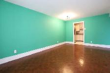 Cozy Downtown 1Bed/1Bath,Large Balcony,In-Unit Storage, Sept/Oct - Photo 5