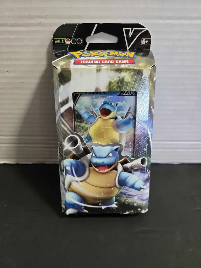 Pokemon Blastoise V Battle Deck
