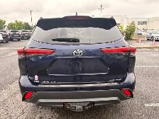 2022 Toyota Highlander XLE - Photo 5