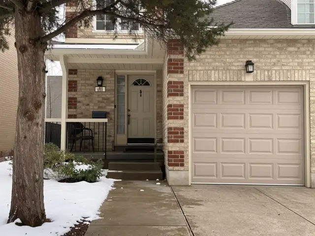Spacious Two Bed Rooms Available in Prime South Guelph Location