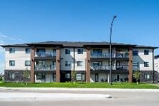 The One - 1 Bed - Ashley C - Saint Adolphe - Photo 11