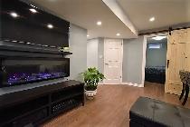 Immaculate 1 Bedroom Lower Unit, Fully Furnished - Photo 7