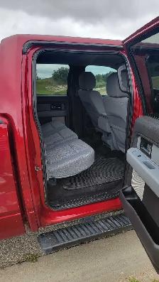 Saftied 2013 Ford F150 xlt 4x4 - Photo 5