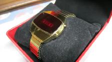 VINTAGE 1970‘S TIMEX SSQ LED WATCH RED SCREEN GOLD CASE - Photo 5