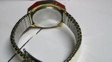 VINTAGE 1970‘S TIMEX SSQ LED WATCH RED SCREEN GOLD CASE - Photo 8