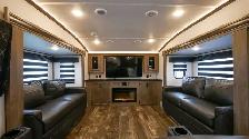 2022 Forest River Sabre Fifth Wheel - Model: Cobalt - FFL - Photo 4