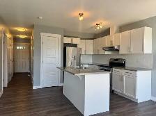 3 Bed 1.5 Bath Duplex with Garage in Crystal Landing Avail Now! - Photo 2