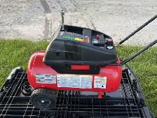 Husky 13-Gallon Portable Air Compressor - Photo 7