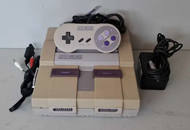 Nintendo SNES Console (25770387)