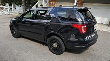 2019 Explorer AWD Mint & Low-KMs ⭐Just $8000 OBO⭐ - Photo 2