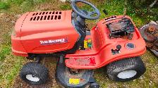 Yard machines by MTD 19.5hp 42'cut for parts $150 ph902 565-7430 - Photo 2