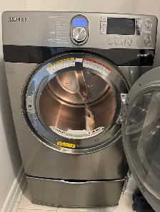 Beautifully Maintained Samsung Washer & Dryer Set — With Pedesta - Photo 5