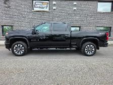 2021 Chevrolet Silverado 2500HD Custom / 4X4 / 6.6L VORTEC / CRE - Photo 5