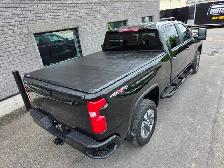 2021 Chevrolet Silverado 2500HD Custom / 4X4 / 6.6L VORTEC / CRE - Photo 10