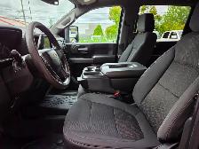 2021 Chevrolet Silverado 2500HD Custom / 4X4 / 6.6L VORTEC / CRE - Photo 20