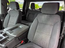 2021 Chevrolet Silverado 2500HD Custom / 4X4 / 6.6L VORTEC / CRE - Photo 21