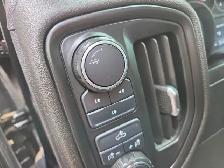 2021 Chevrolet Silverado 2500HD Custom / 4X4 / 6.6L VORTEC / CRE - Photo 23
