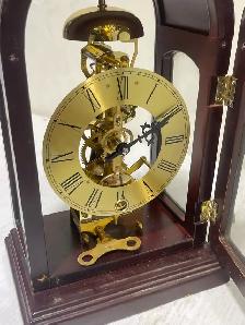 Mantel Clock - Photo 9