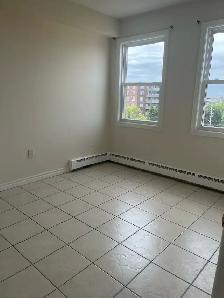 2 bedroom   den available for September 1st - Photo 6