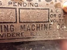 vintage sewing machine - Photo 8
