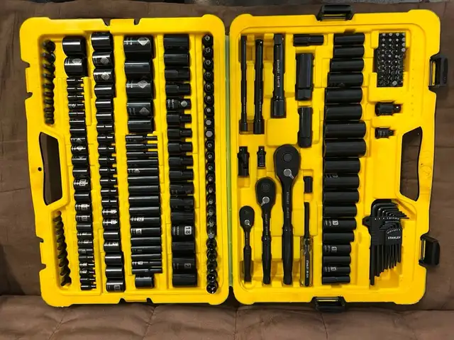 2 Sets: Stanley Professional Mechanics Tool