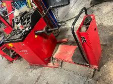 Tire Balancer and Changer: PRO-TECH WB-1850 - Photo 4