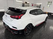 2022 Hyundai Veloster N - Photo 6