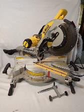 Dewalt Compound Miter Saw