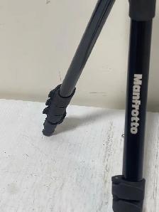 Manfrotto Compact Action Tripod - Photo 8