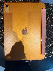 Apple 10th Generaton iPad~with Case - Photo 5