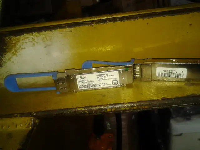 fujitsu FC95884LR4 100G QSFP28 optical transceiver cisco routers