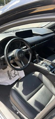 2024 Mazda3 Sport - Photo 4