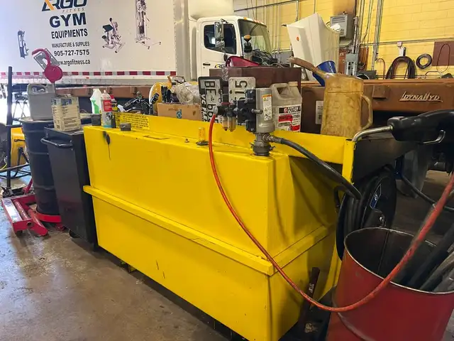 1100L Capacity Bench HEAVY DUTY Oil Tank   Pump