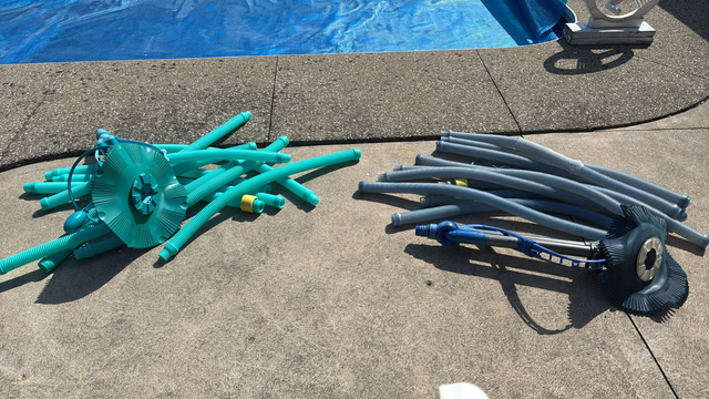 $50  OBO - Pool Creepy Crawler - Automatic Swimming Pool Vacuum