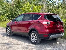 2017 Ford Escape SE - Photo 4