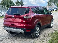 2017 Ford Escape SE - Photo 6