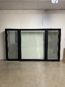 10695BH Fenêtre Battant HYBRIDE Noir 3 sect 2 ouvr 107 x 64