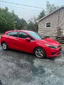 2018 Chevy Cruze hatchback for sale - Photo 3