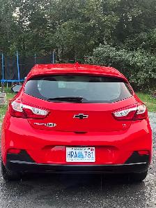 2018 Chevy Cruze hatchback for sale - Photo 4