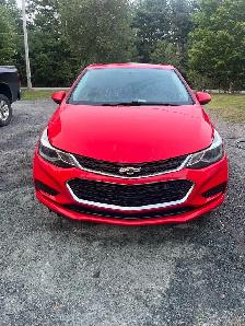2018 Chevy Cruze hatchback for sale - Photo 5