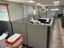 Used Workstations For Sale - Ufficio Furniture - Call Us Now! - Photo 6
