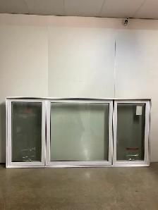 10797BP Fenêtre Battant PVC Blanc 3 sect 2 ouvr 96 1/4 x 46 1/2