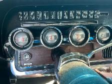 1966 Ford Thunderbird - Photo 2