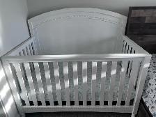 Convertible Crib
