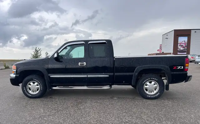 2003 GMC Sierra SLE