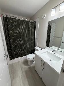 3 Beds 2.5 Baths - Townhouse in NE - Photo 5