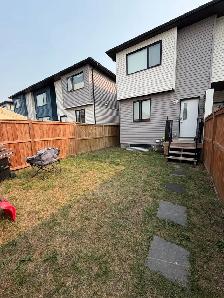 3 Beds 2.5 Baths - Townhouse in NE - Photo 10