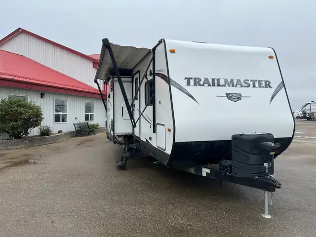2016 Trailmaster 288ISL BUNKS, REAR BATHROOM, SECOND ACCESS